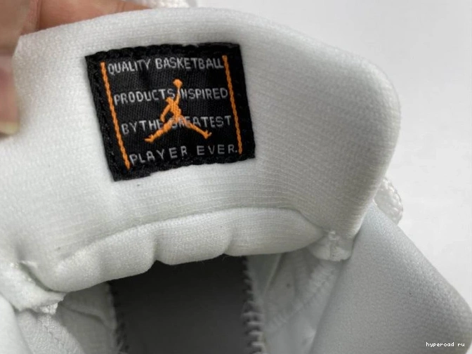 LOW JORDAN AIR RETRO AH7860-139 BRIGHT CITRUS 11 1122